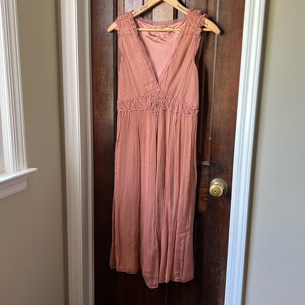Boho embroidered Dusty rose/ mauve color 100% silk dress Max Studio
